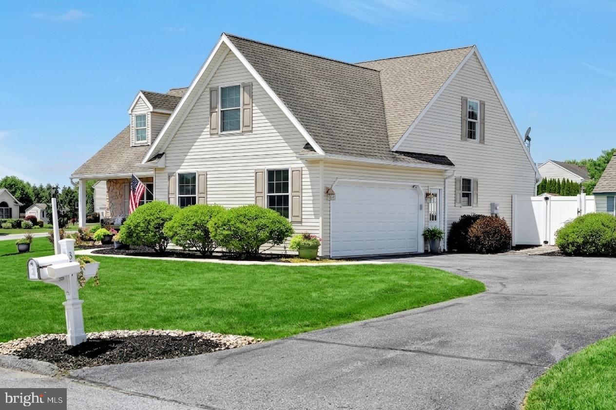 321 Catherine Ct — photo