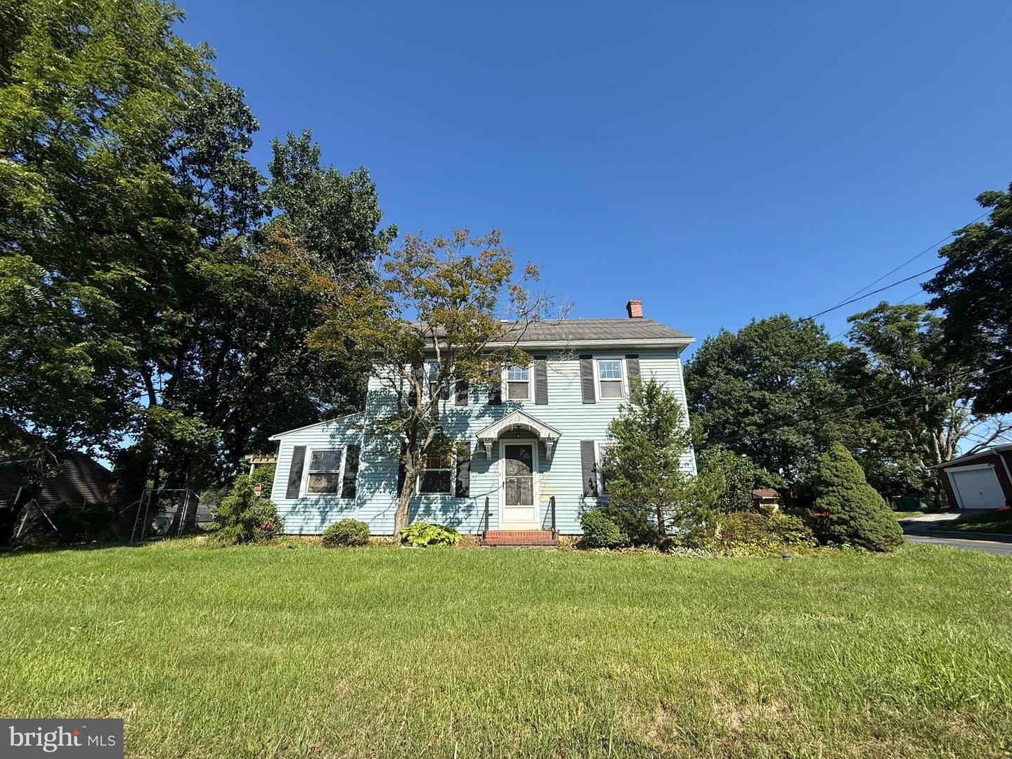 1295 Colebrook Rd — photo