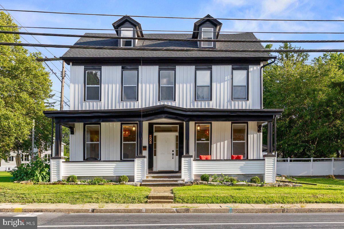 1006 Colebrook Rd — photo