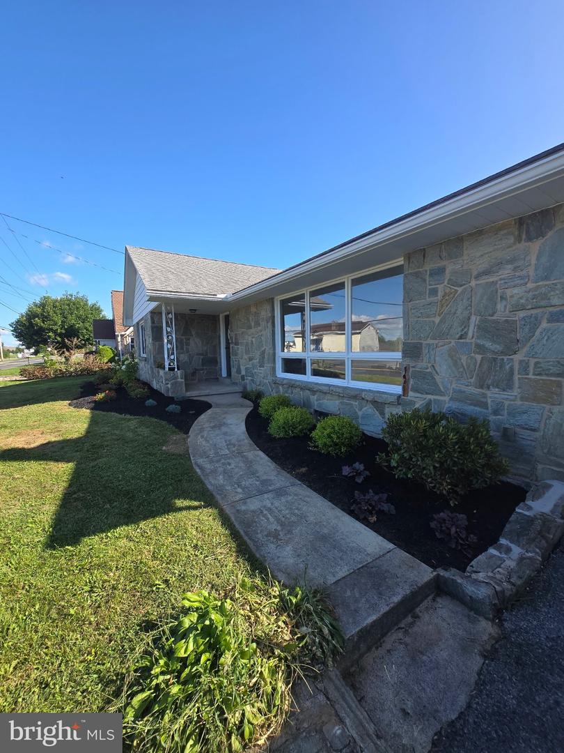 144 Palmyra Rd — photo