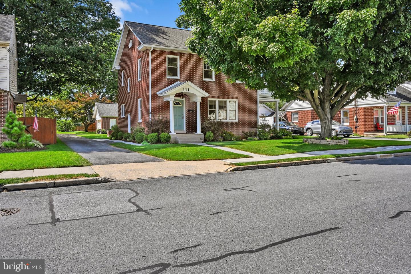 111 S Locust St — photo