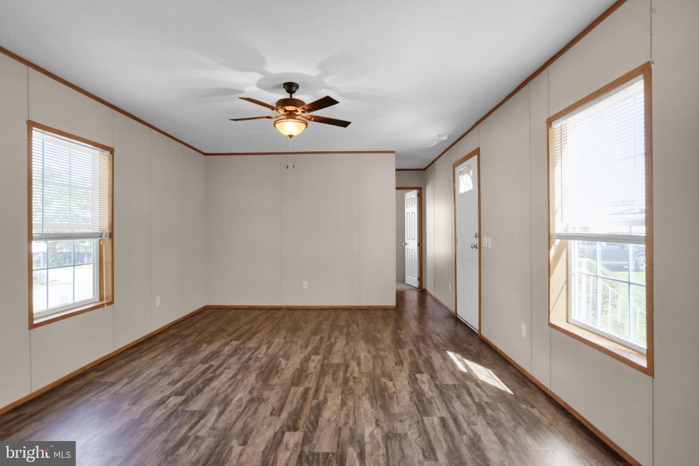 110 Northcrest Acrs — photo