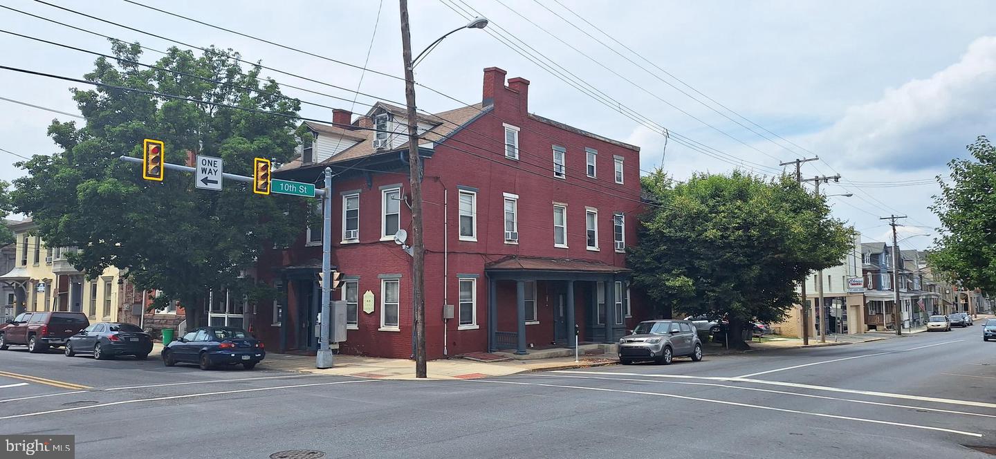 1001 Chestnut St — photo
