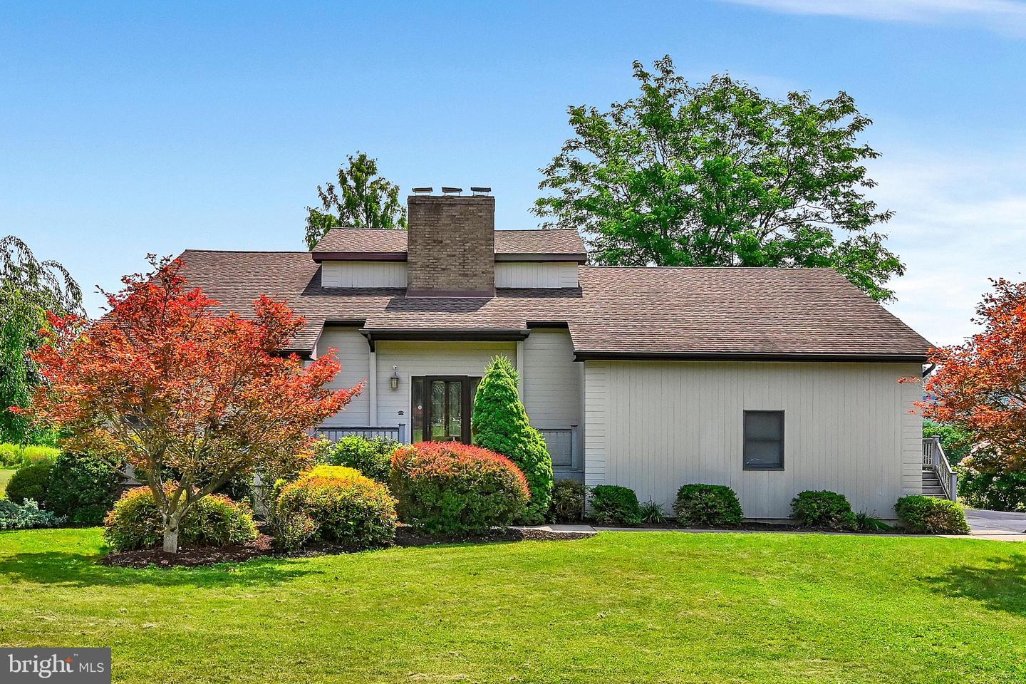 41 Kennedy Dr — photo