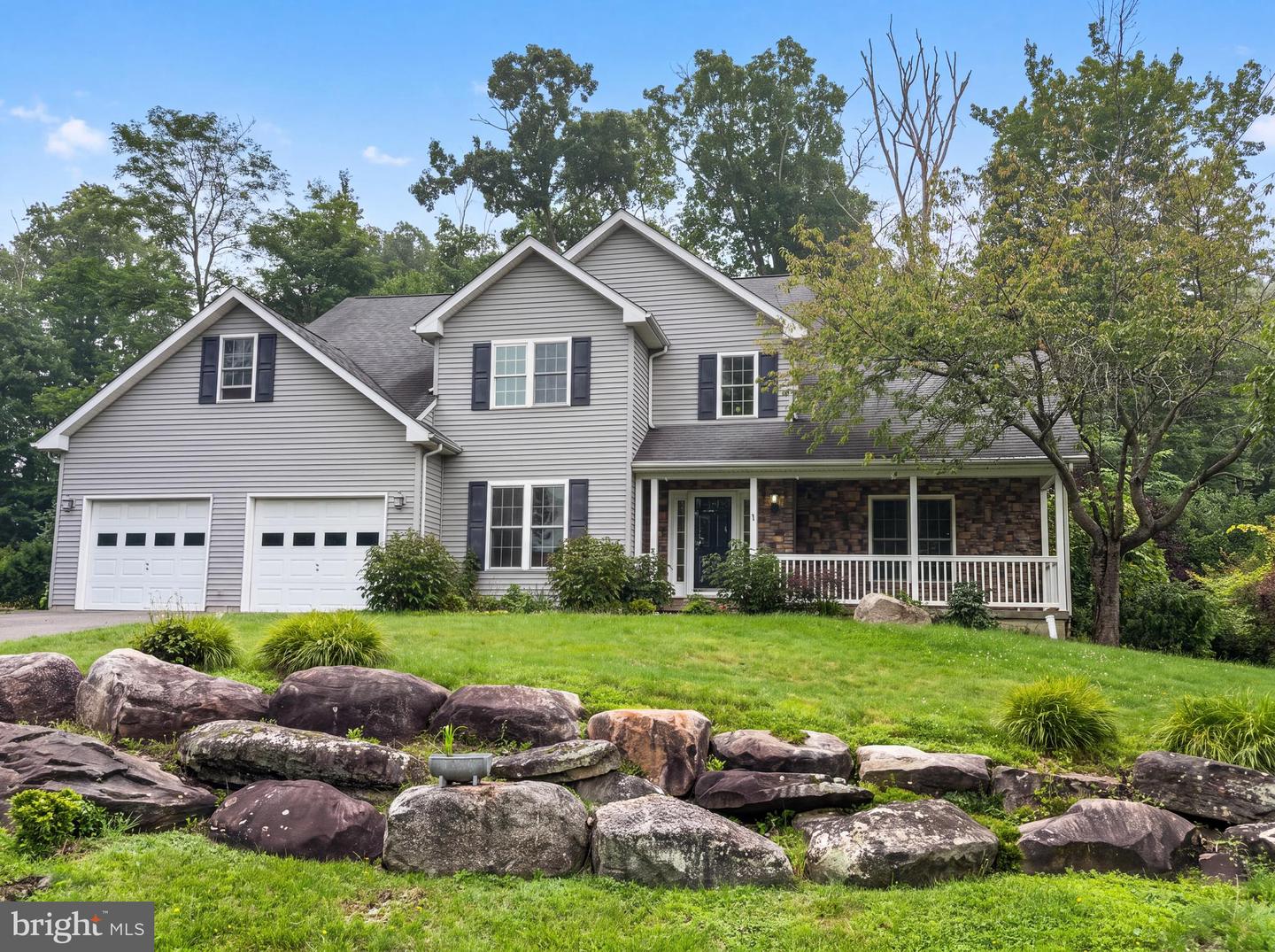 20 Evergreen Lake Dr — photo