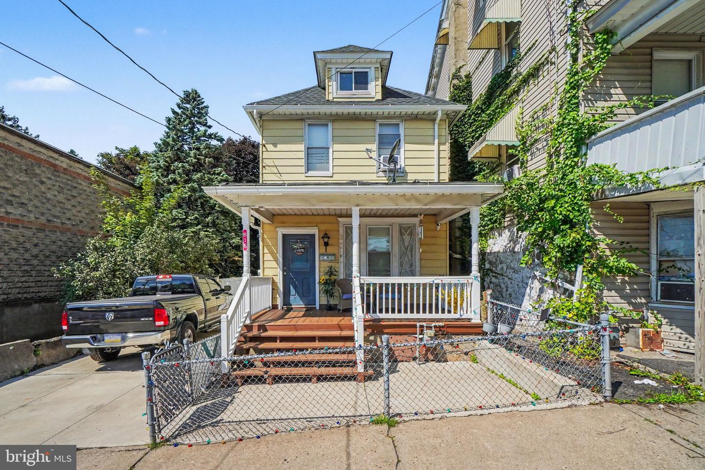 616-616 Rear Seybert St, Hazleton, PA 18201 — photo 2