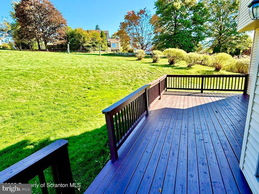 100 Rabbit Run, Clarks Summit, PA 18411 — photo 3