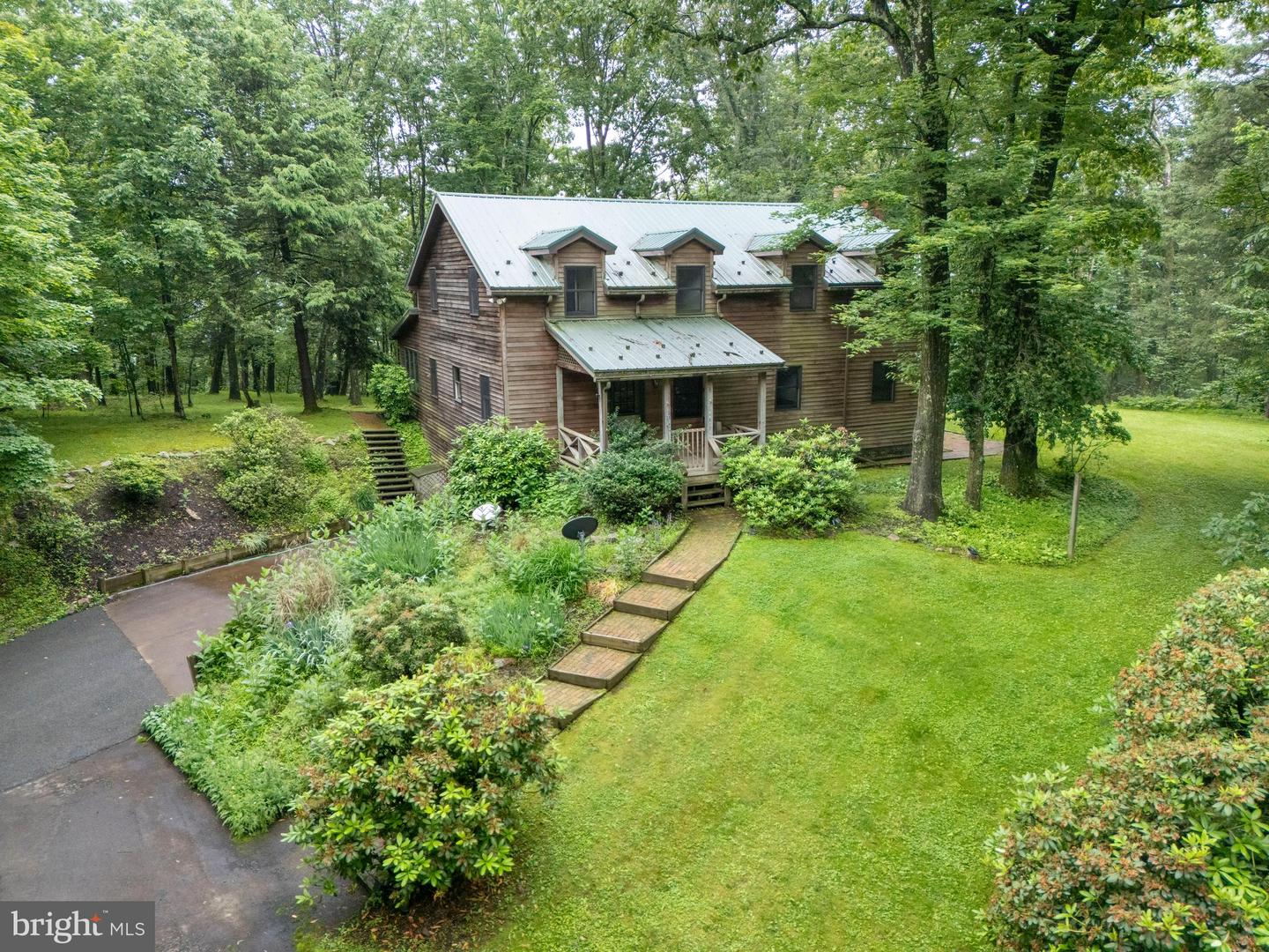 1040 Radio Club Rd — photo