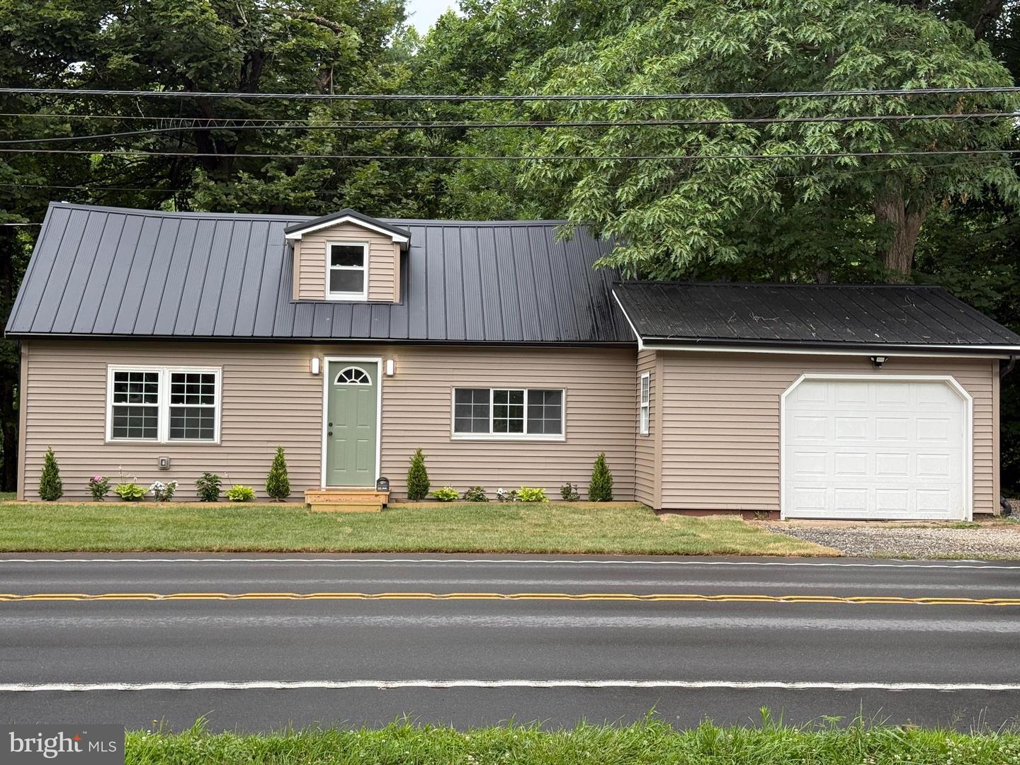 3737 Route 87 — photo