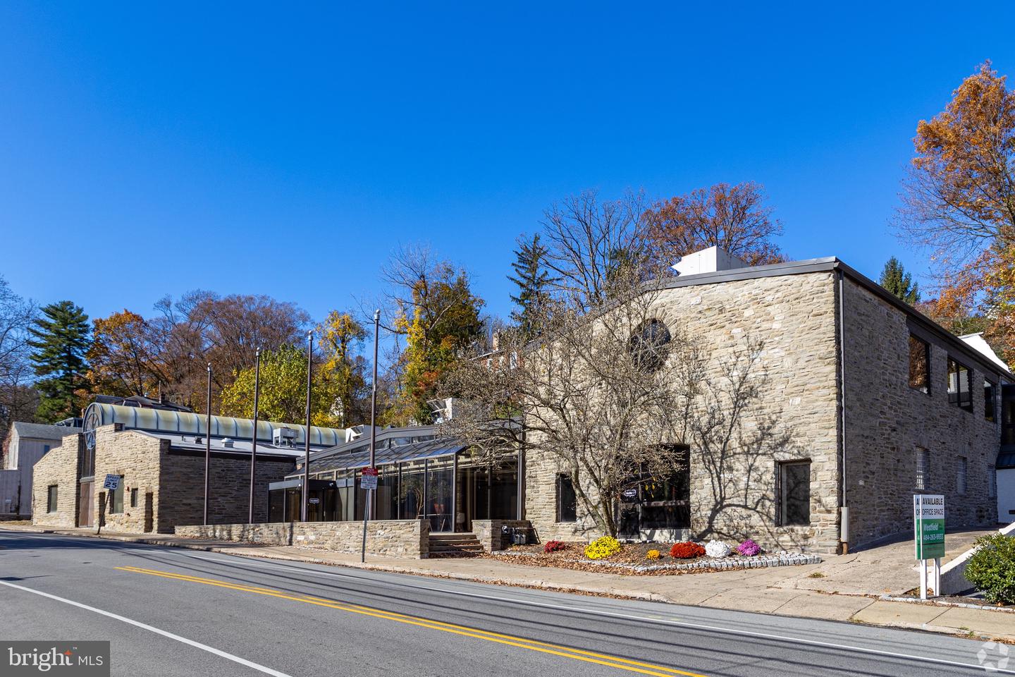 147 Greenwood Ave #Ithrive — photo