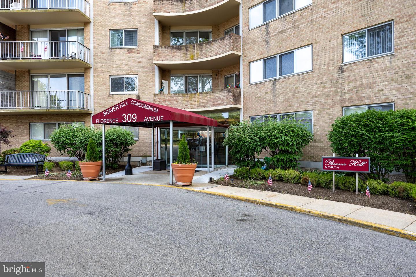 309 Florence Ave #420-N — photo