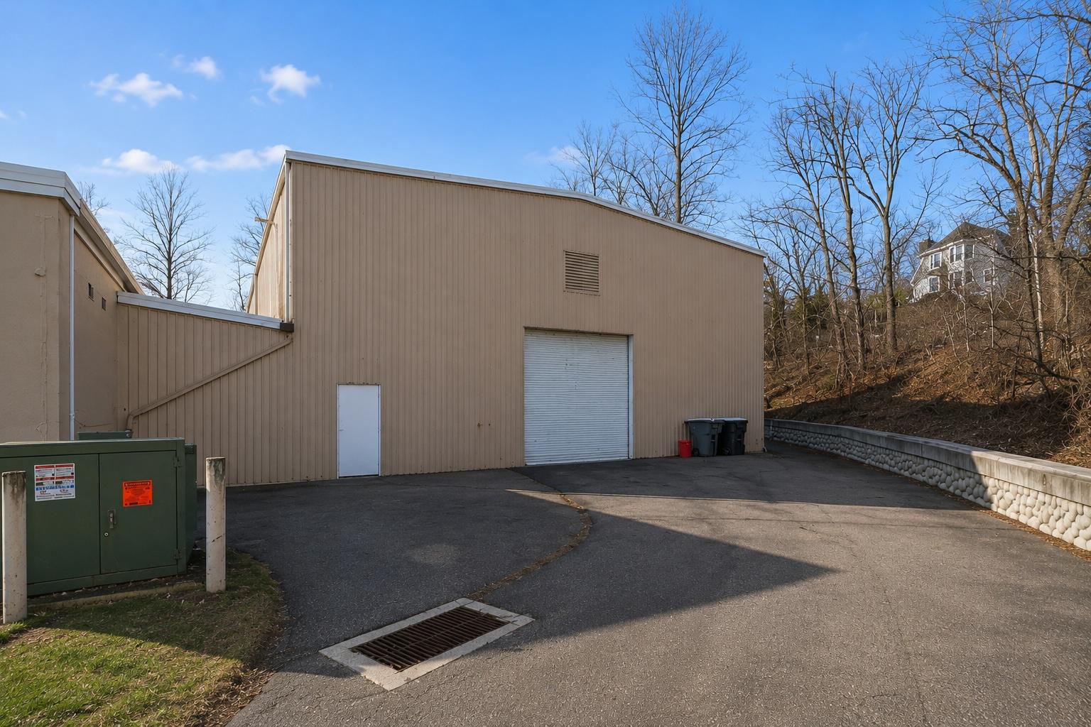 860 Welsh Rd — photo