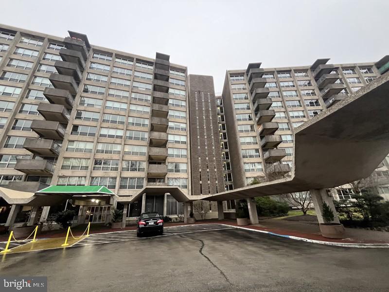 1001 City Ave #E-404 — photo
