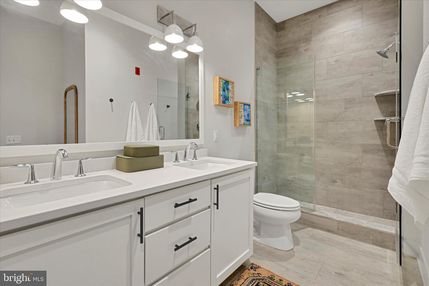 575 S Goddard Blvd #502 — photo