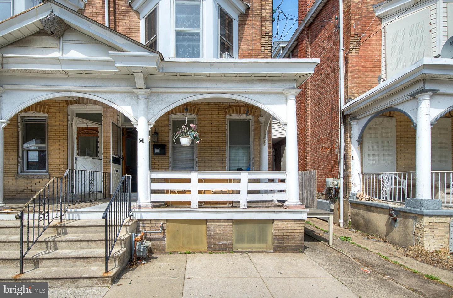 541 George St — photo