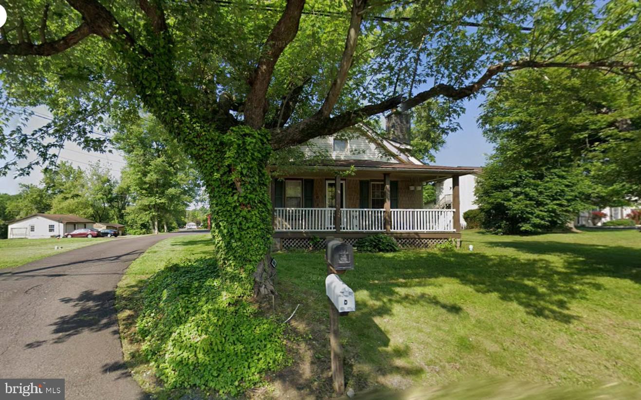 3017 Main St — photo