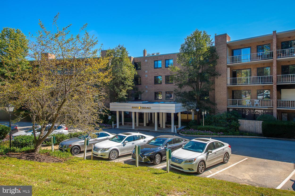1637 Oakwood Dr #S209 — photo