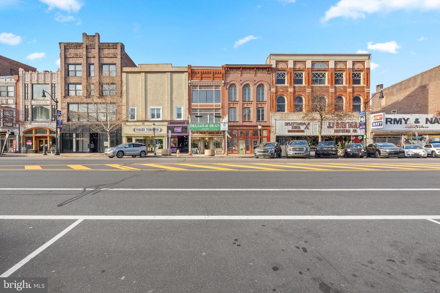 219 E High St — photo