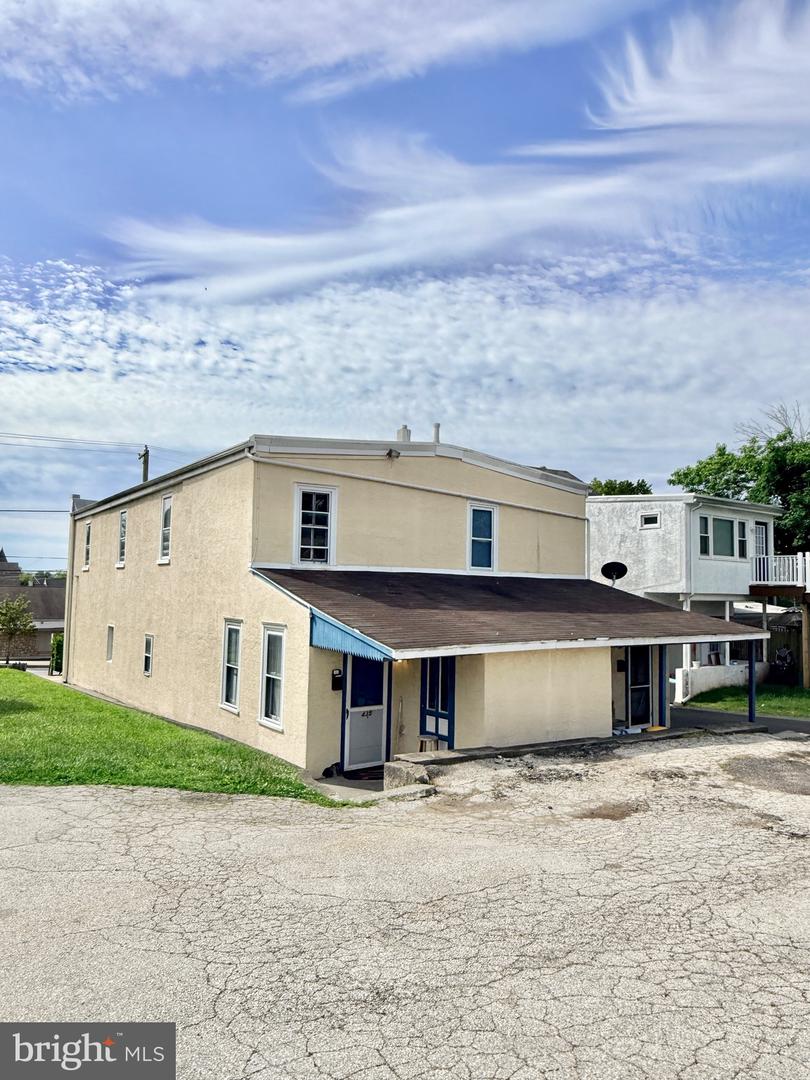439-443 Main Street Main St — photo