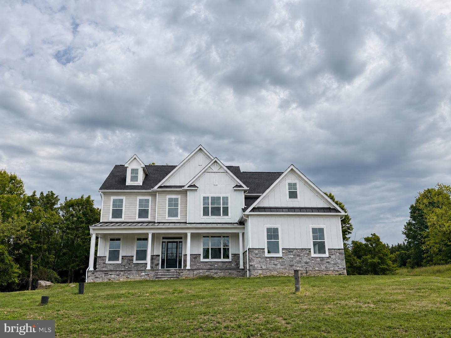 Lot 8 Wanda — photo