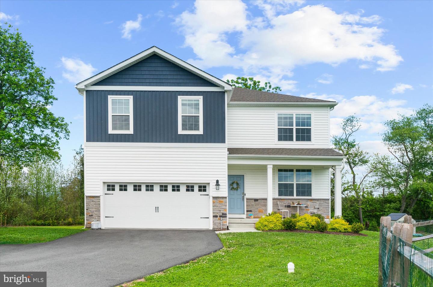 120 Eleanor Ct — photo