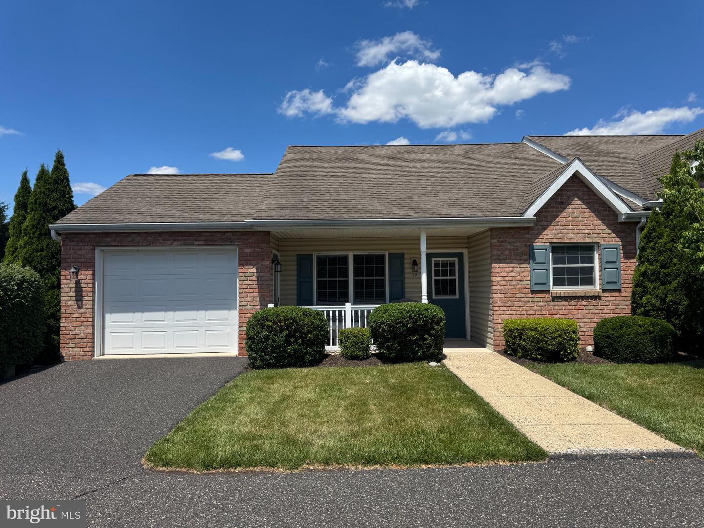 27 Ludwig Ln — photo