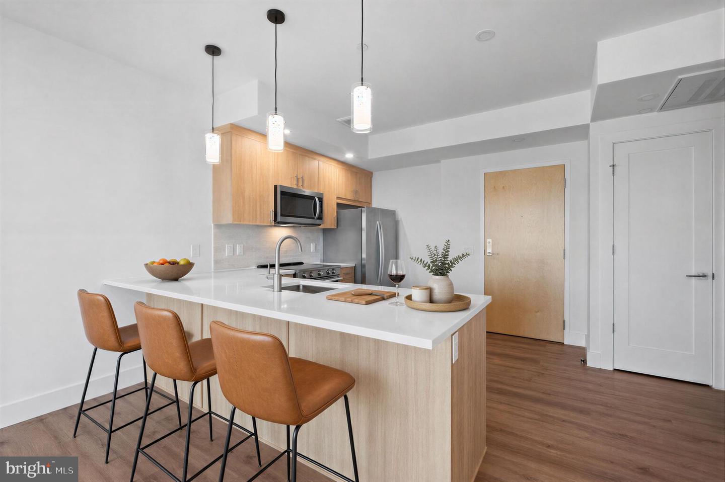 650 Montgomery Avenue #201 — photo