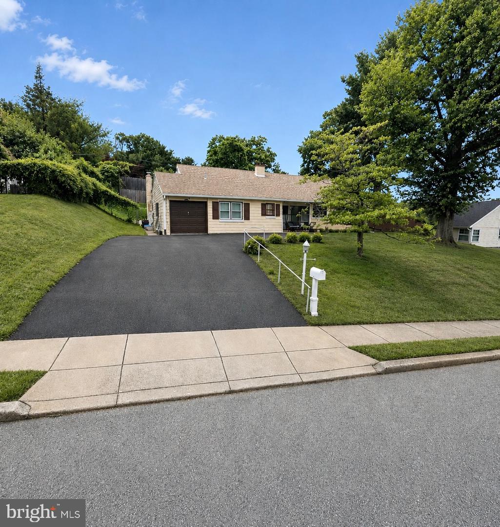 8814 Tyson Rd — photo