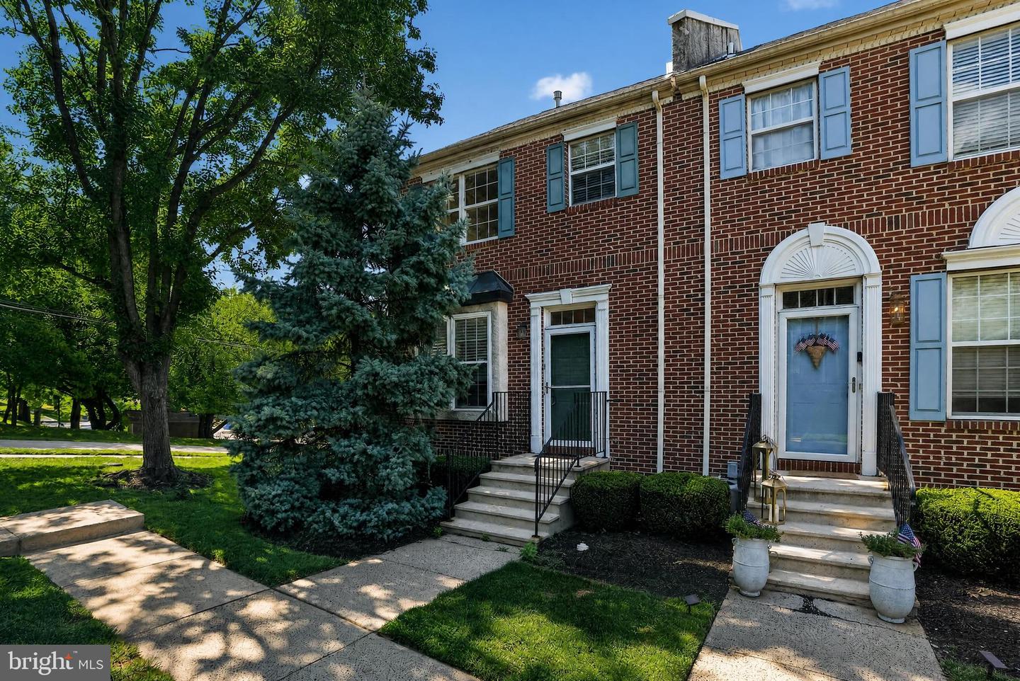 535 Bullock Ave #1 — photo
