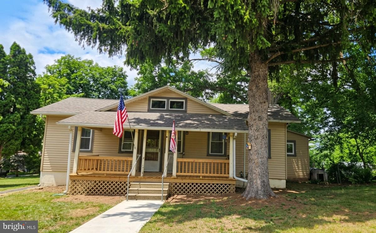 1043 Clemmers Mill Rd — photo