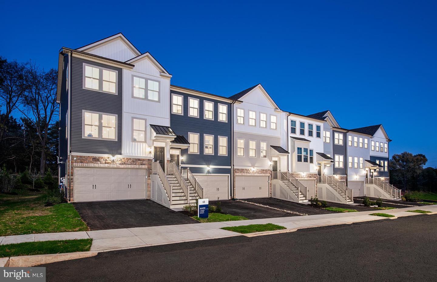 120 Beacon Ct — photo
