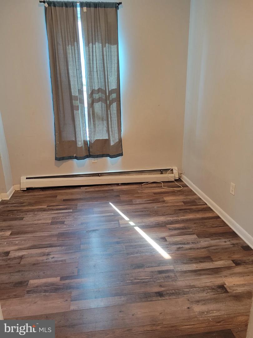 607 Swede St #3 — photo