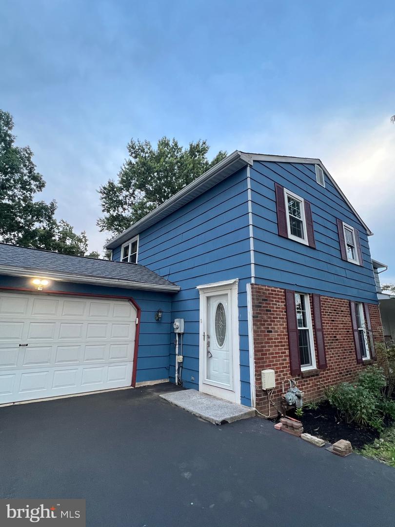 787 Hertford Dr — photo