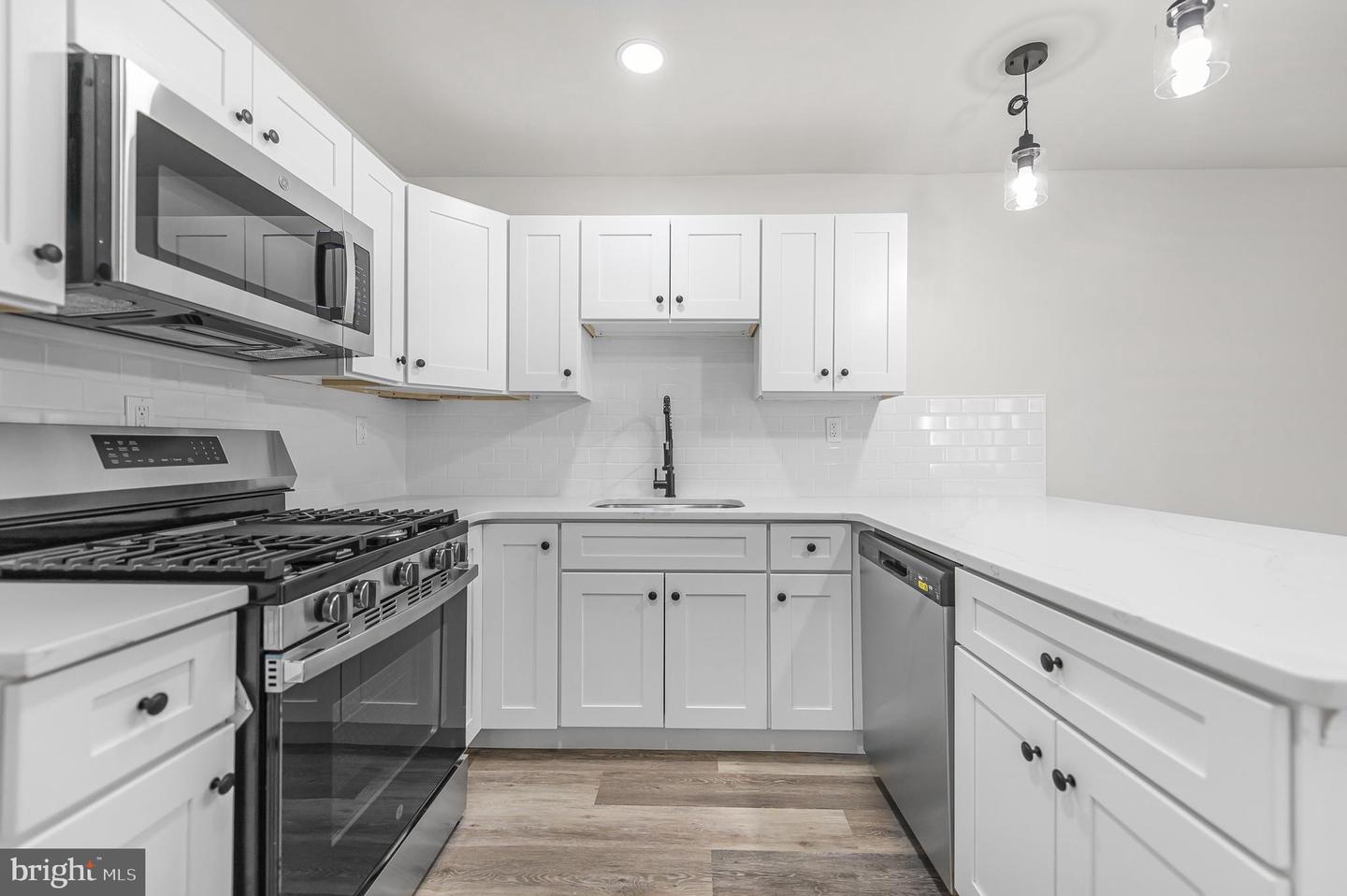 706 Northridge Dr #32-a — photo