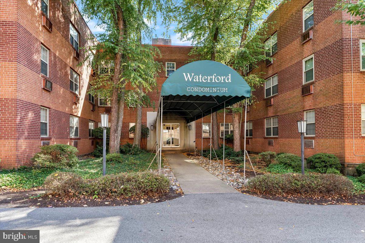 383 Lakeside Rd #308 — photo