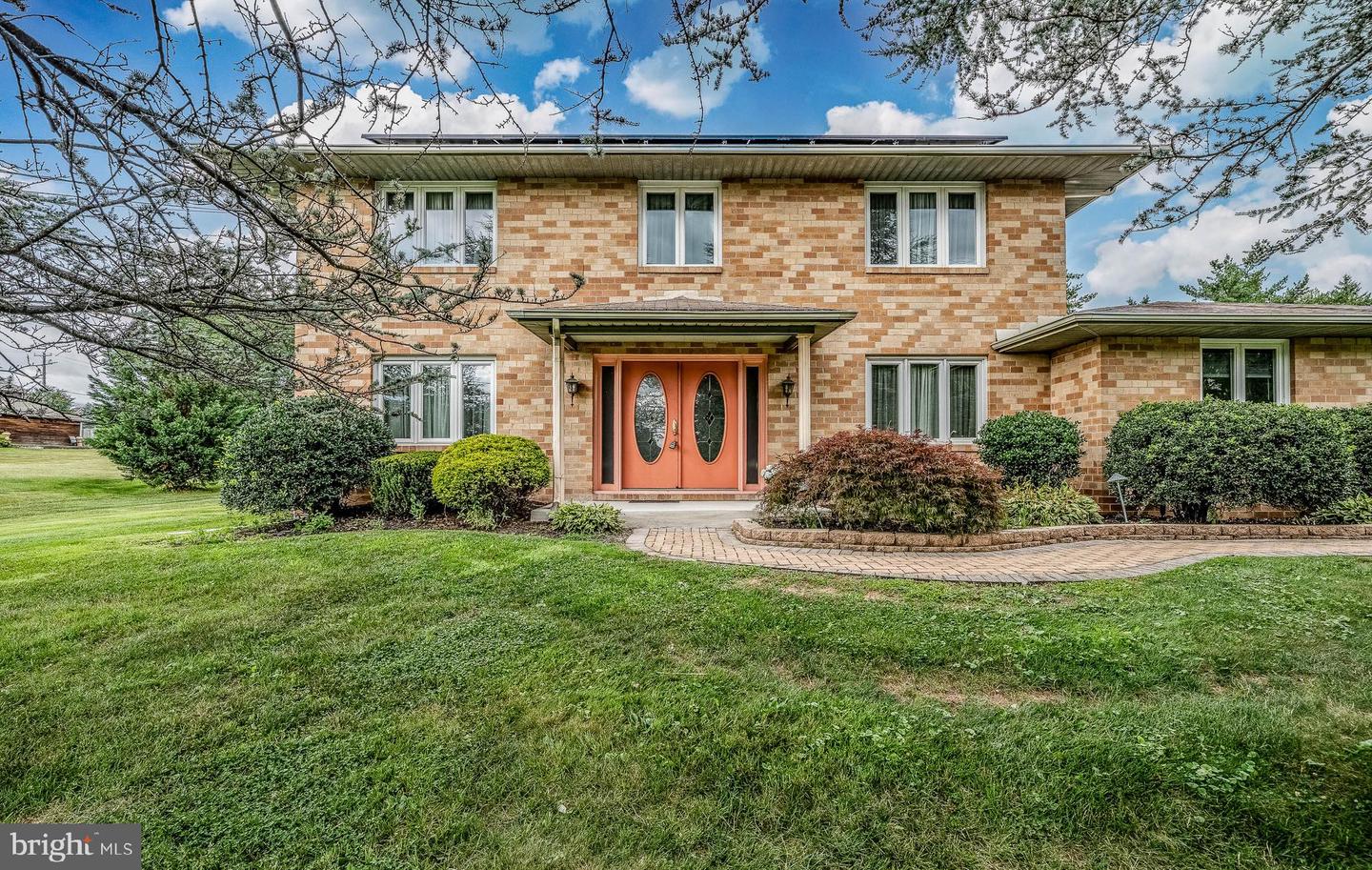 1381 Sumneytown Pike — photo