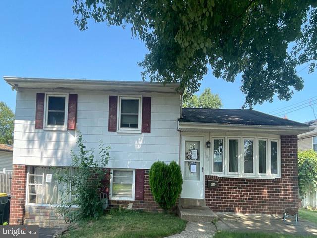 303 Willard Rd — photo