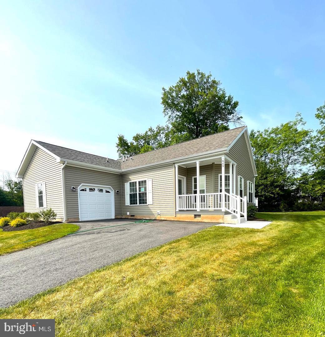 649 Blue Bell Springs Dr — photo