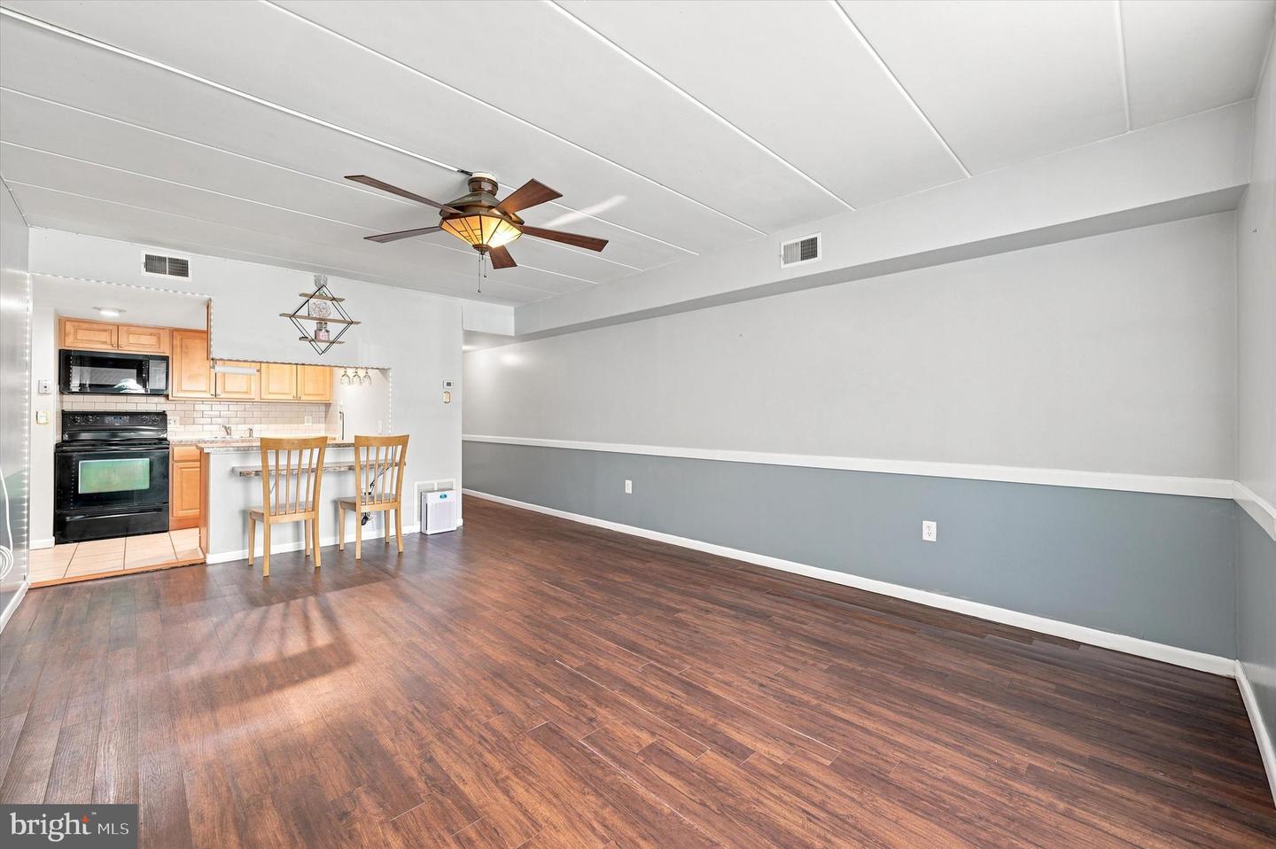 233 Township Line Rd #5B — photo