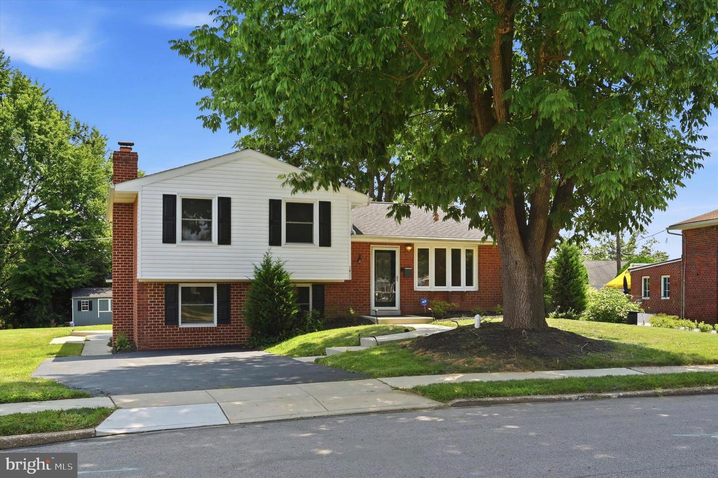 1411 Sandwood Rd — photo