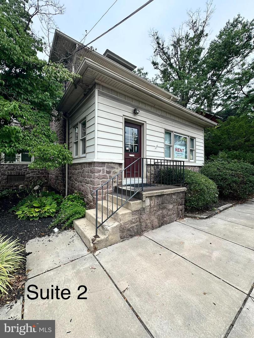 801 N Charlotte St #Suite 2 — photo