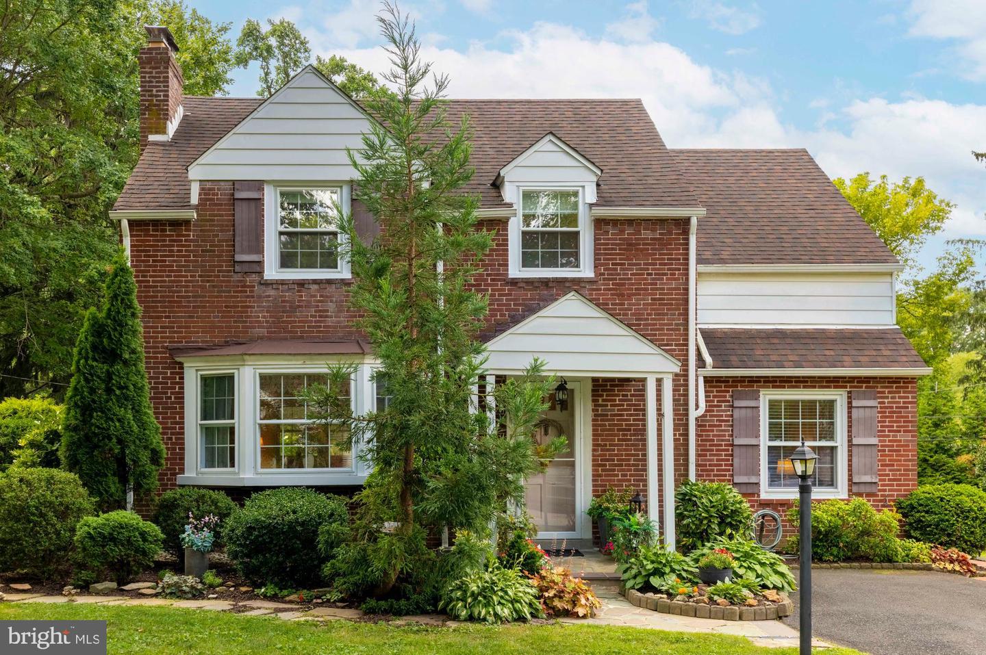 21 Chelfield Road, Glenside, PA 19038