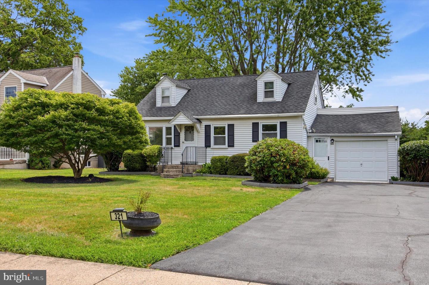 321 Clear Spring Road, Lansdale, PA 19446