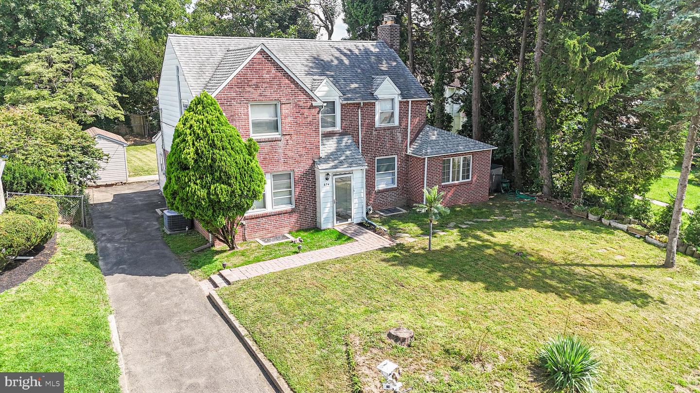 674 Meetinghouse Rd — photo
