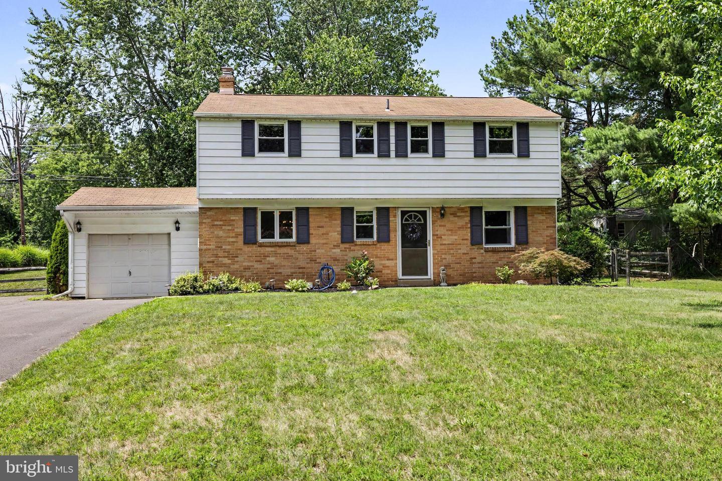 224 Upper Valley Rd — photo