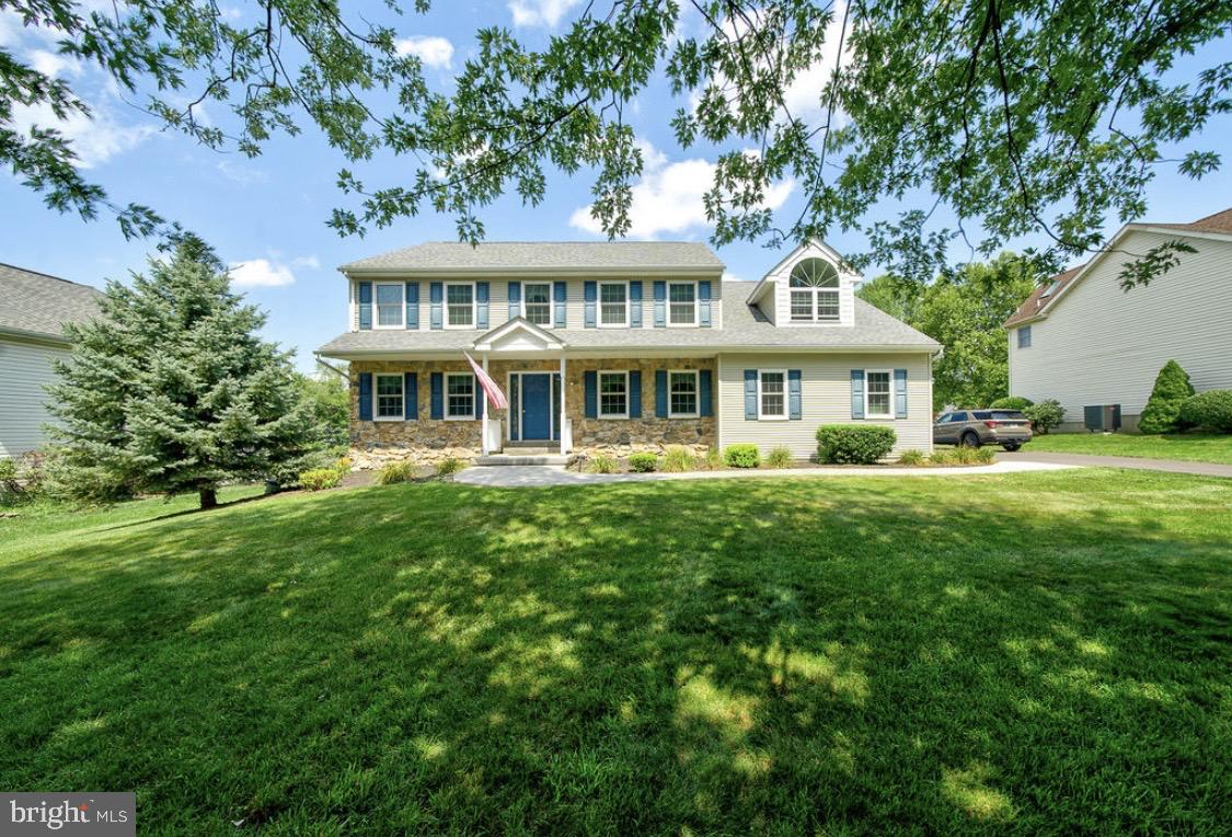 109 Samantha Ln — photo