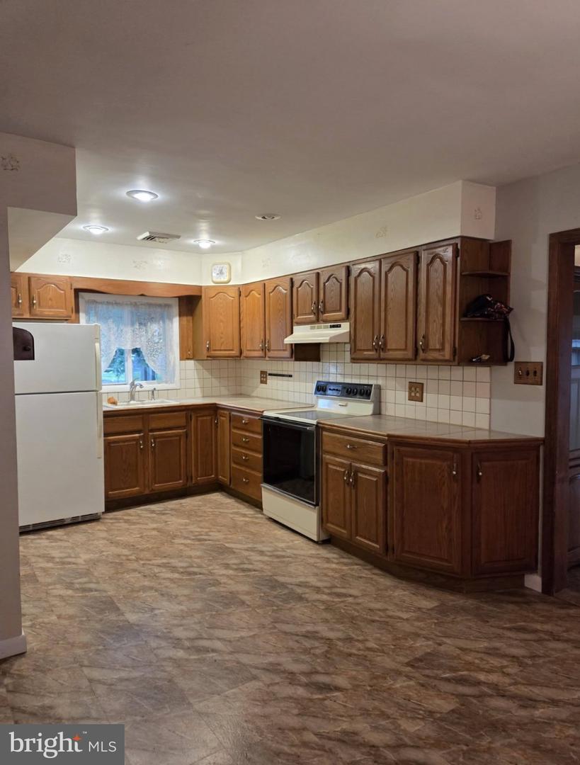 962 Bridge Rd #, Collegeville, PA 19426 — photo 2