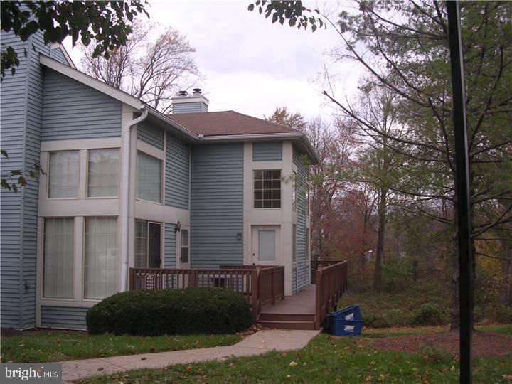 443 Brown Briar Cir — photo
