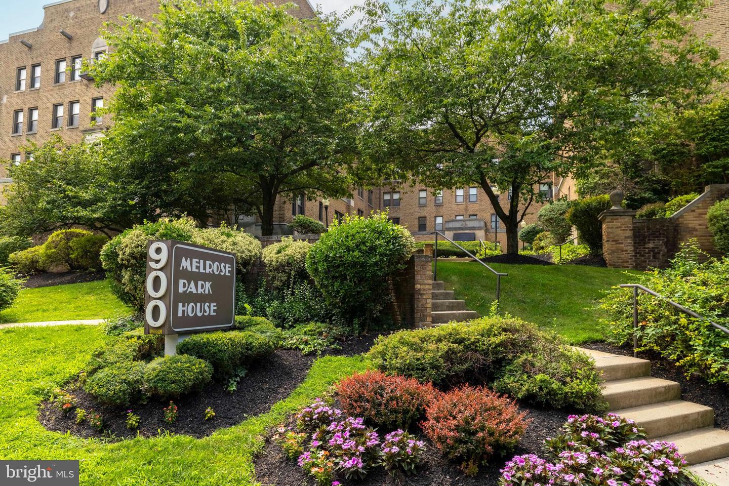 900 Valley Rd #C-403 — photo