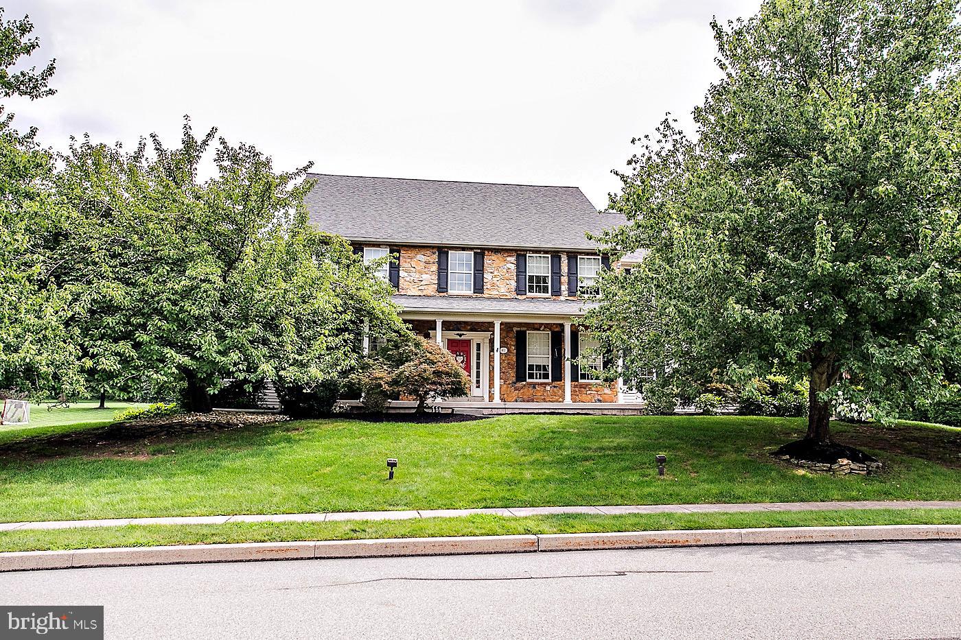 41 Steeplechase Ln — photo